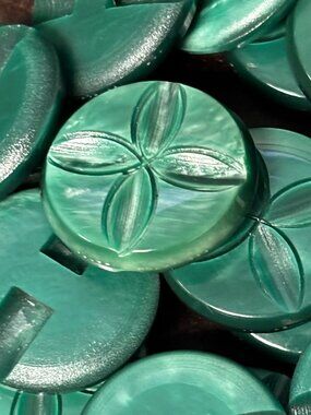 Vintage Green Lucite Buttons Carved Floral Clover Design Mid Century Set 8 3/4"